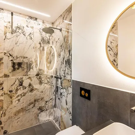 アパート Erbacher Living Nature ボルツァーノ